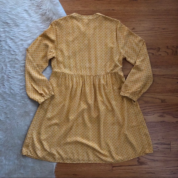 Long Sleeve Patterned Old Navy Dress - Picture 2 of 9